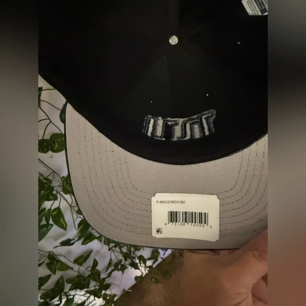 NEW YORK GIANTS NFL FOOTBALL SNAPBACK HAT